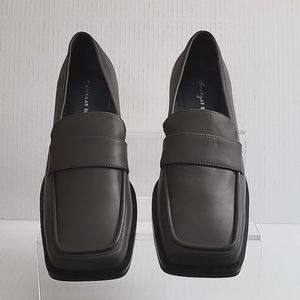 NWOT Women's Leather Loafers